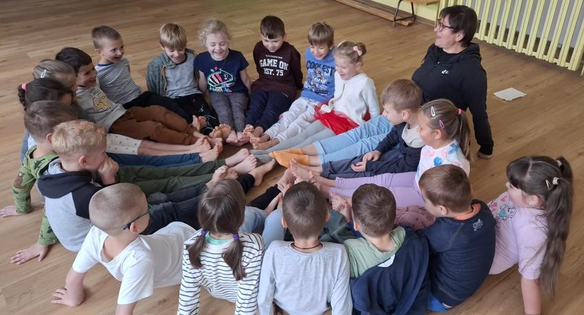 zajęcia gimnastyczne w przedszkolu